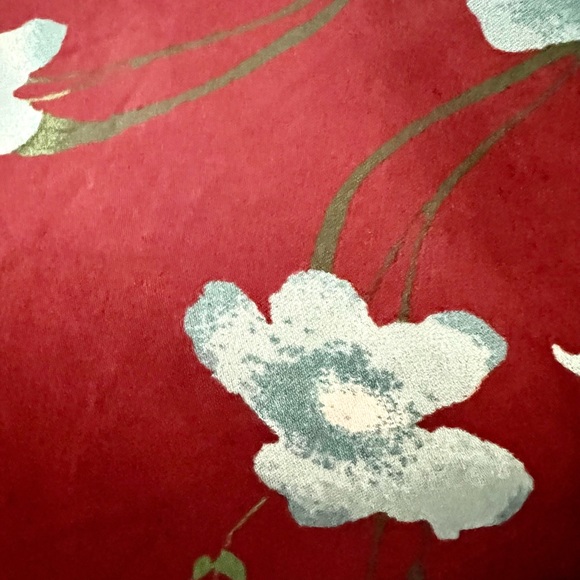 HOT LOOK! Joie 100% Silk Long Sleeve Blouse Size Large, Neck Tie, 10 Button Cuff - Picture 12 of 14